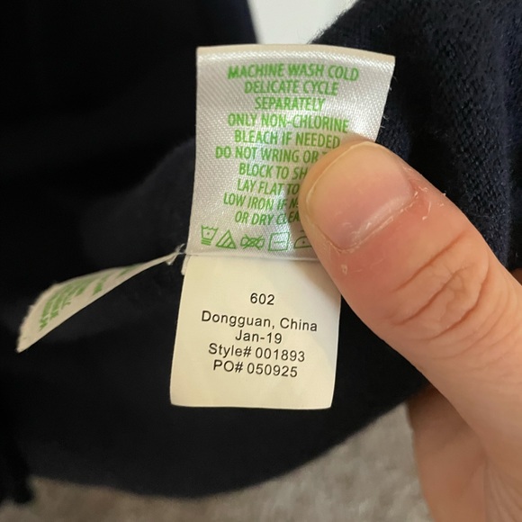 Lilly Pulitzer Adaira Cardigan Medium Navy - Picture 9 of 9